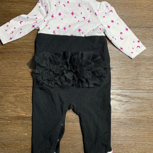 Cat & Jack 3/6 month Halloween romper - Picture 4 of 5